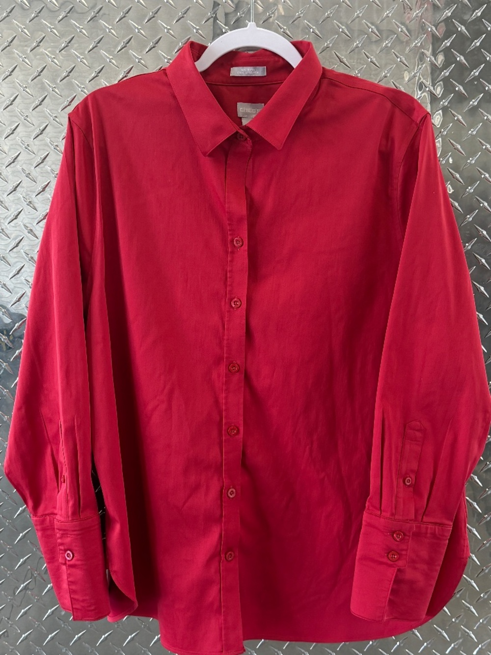 Chico's no-iron chic stretch red button up blouse top size 3.5 flip cuff collar